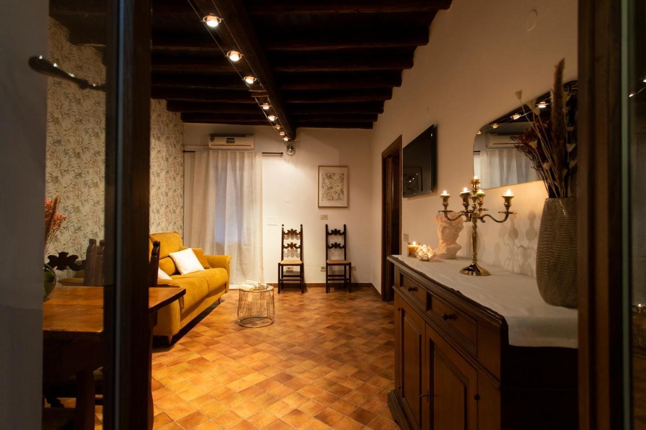 Theatrum Domus Pompei Apartment Rome Exterior photo